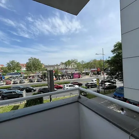 Small Flat In The Heart